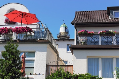 Mehrfamilienhaus in 86381 Hürben