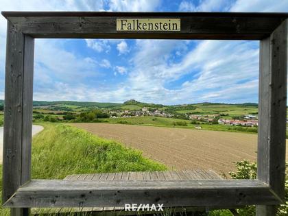 Einfamilienhaus in 2162 Falkenstein, A5, Laa an der Thaya, Poysdorf, Golfplatz