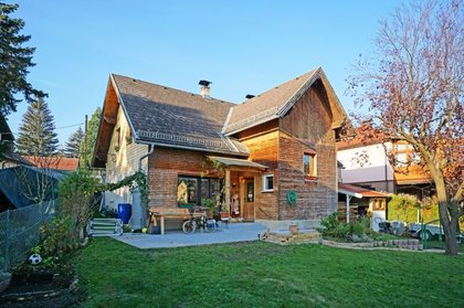 Einfamilienhaus in 3021 Pressbaum, Bahnstation Dürrwien